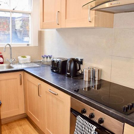 Gorgeous Studio In Trendy London Location Apartment Bagian luar foto